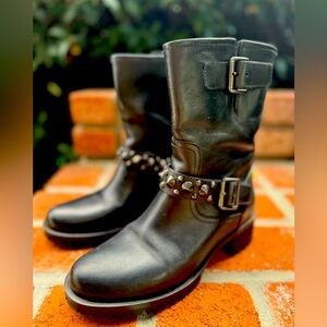 Black Leather Boots